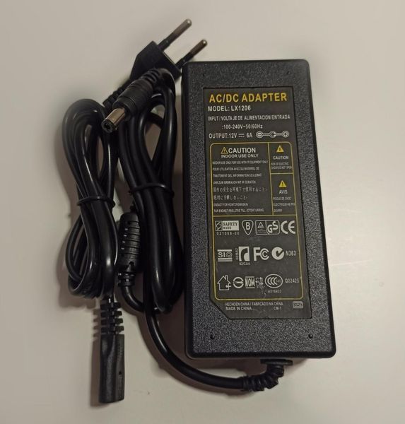 Блок живлення (адаптер) 12v 6a 72w, 12 В 6 А 72-вт розетковий у пластиковому корпусі 5266 фото
