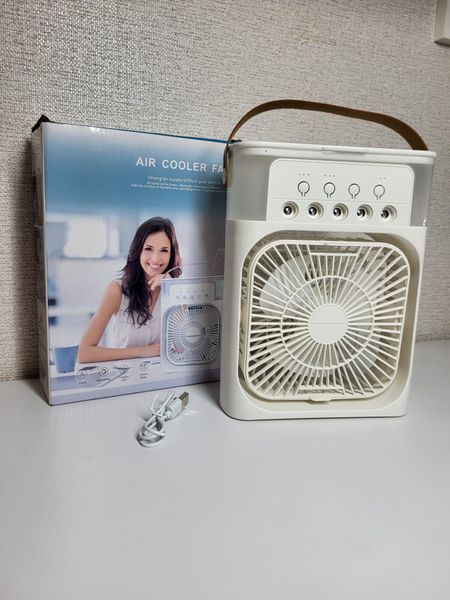 USB вентилятор-увлажнювач з регулюванням швидкості та кута нахилу Air Cooler Fan 6724 фото